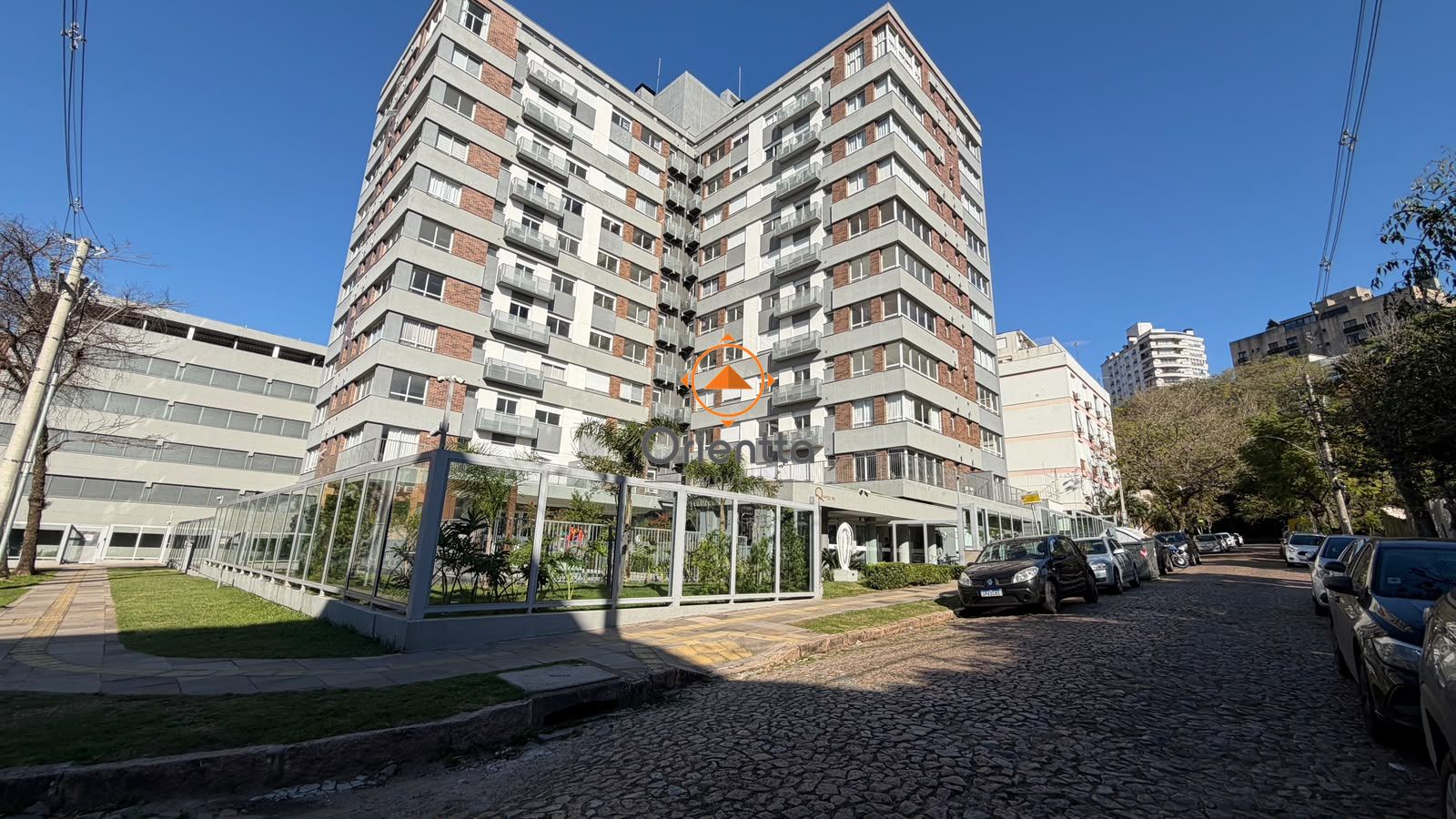Apartamento com 80m², 2 dormitórios no bairro Moinhos de Vento em Porto Alegre para Comprar