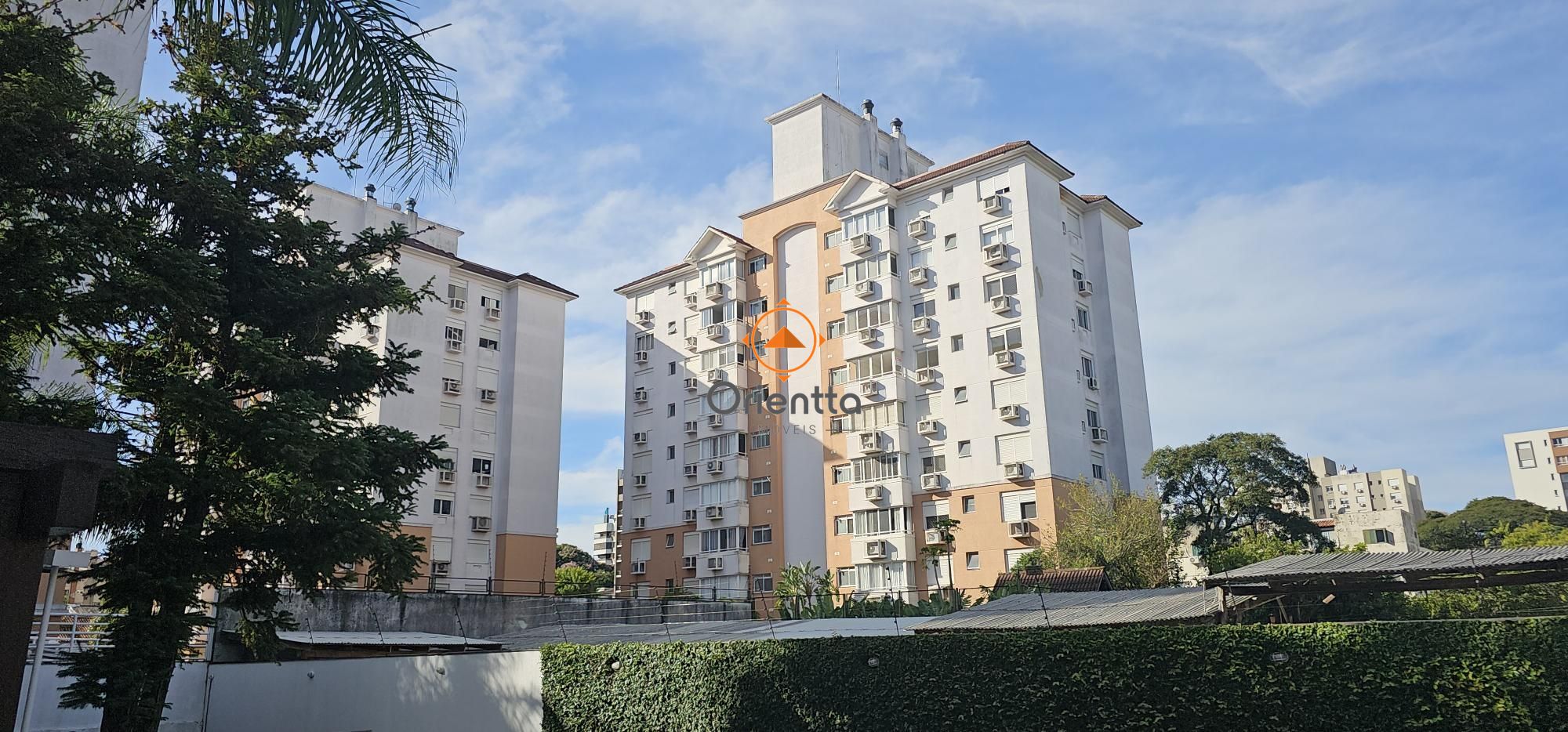 Apartamento, 3 dormitórios no bairro Tristeza em Porto Alegre para Comprar