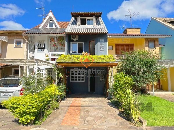 Casa de Condomínio, 3 dormitórios no bairro Cavalhada em Porto Alegre para Comprar
