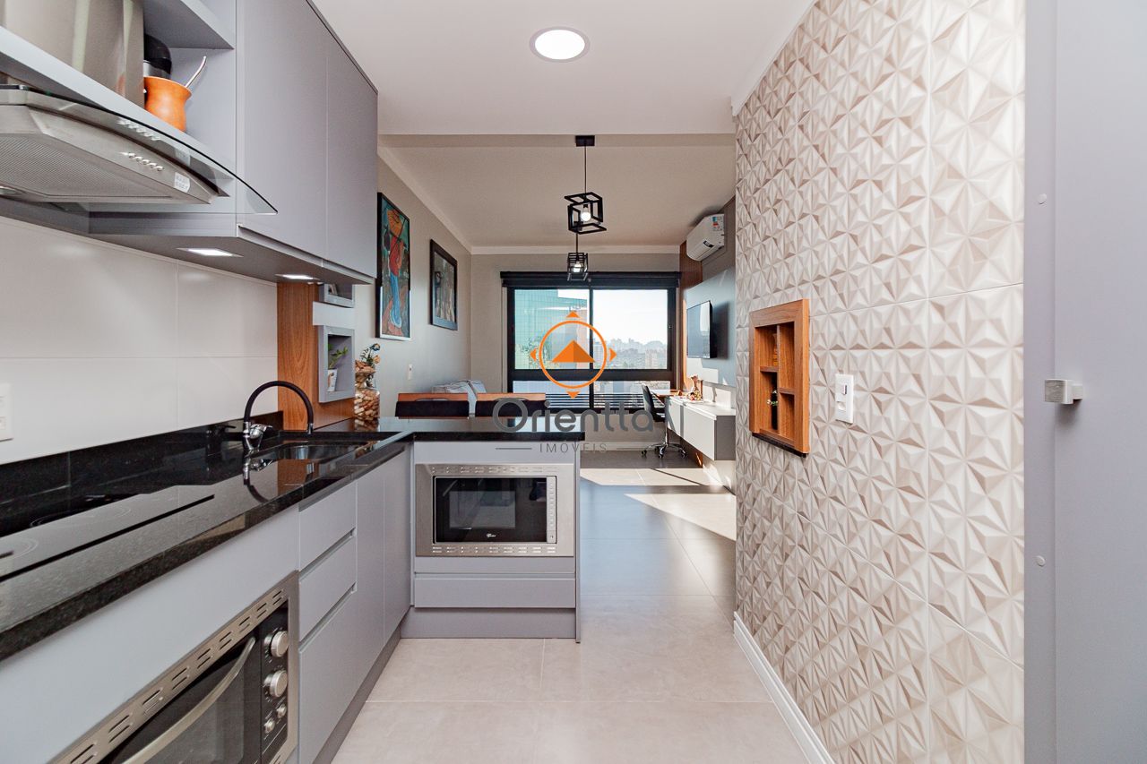 Apartamento, 1 dormitório no bairro Azenha em Porto Alegre para Comprar
