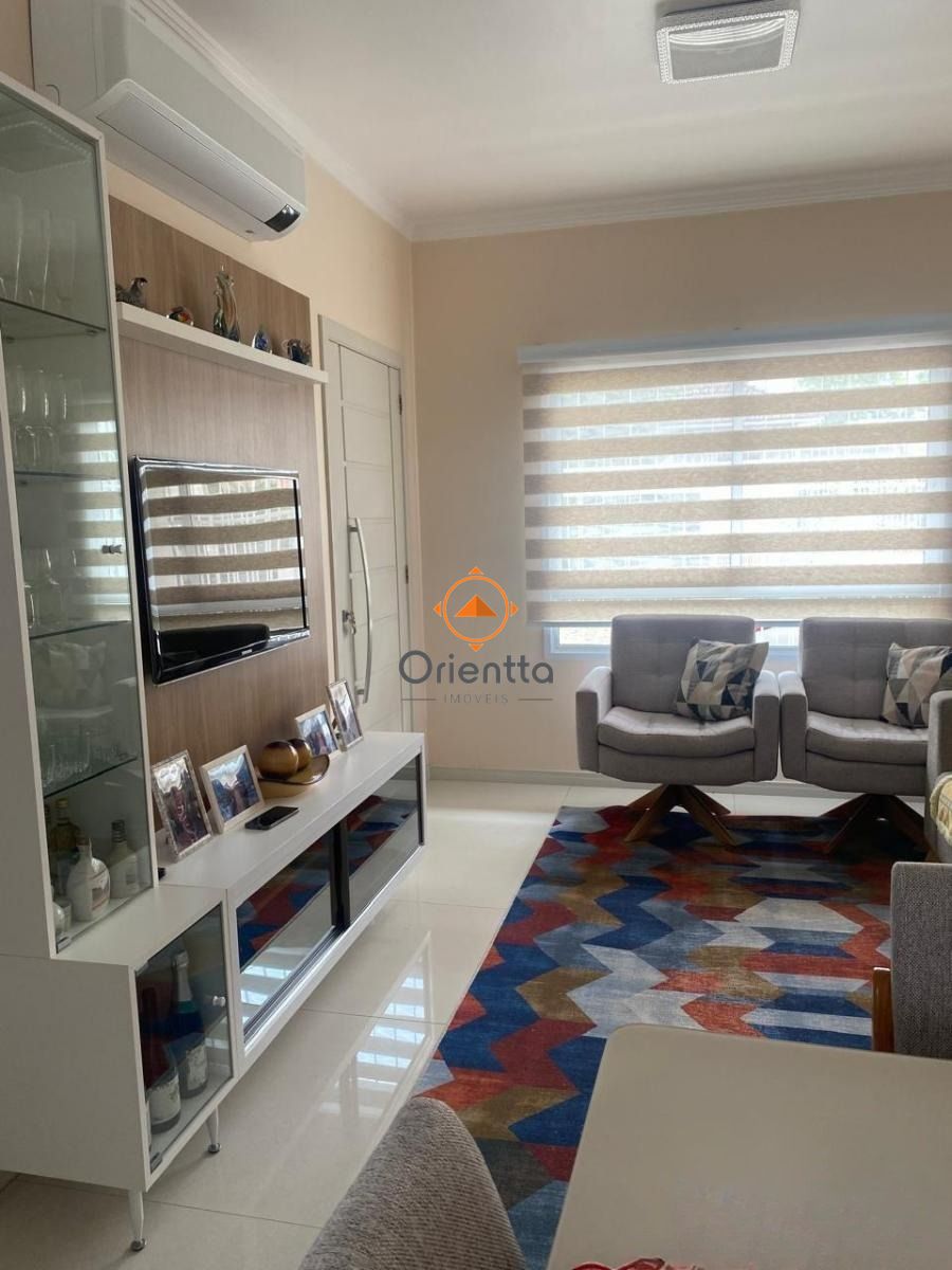 Casa, 3 dormitórios no bairro Jardim Itu em Porto Alegre para Comprar