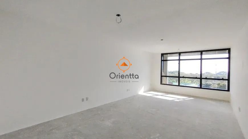 Sala Comercial, 1 dormitório no bairro Praia de Belas em Porto Alegre para Comprar