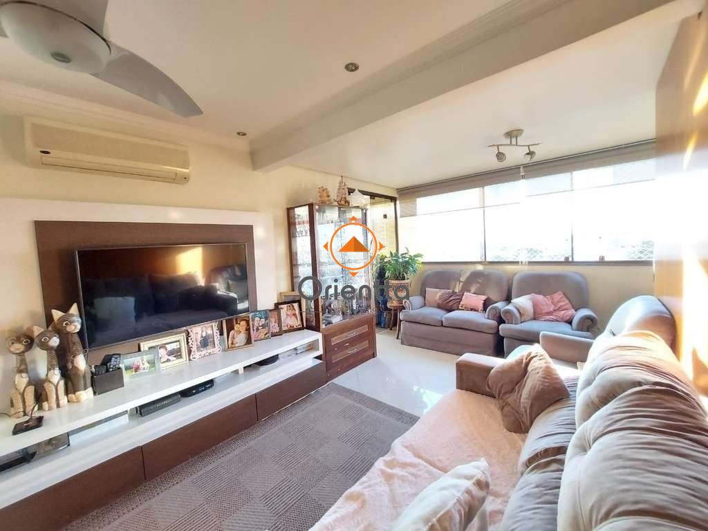 Apartamento, 3 dormitórios no bairro Jardim Itu em Porto Alegre para Comprar