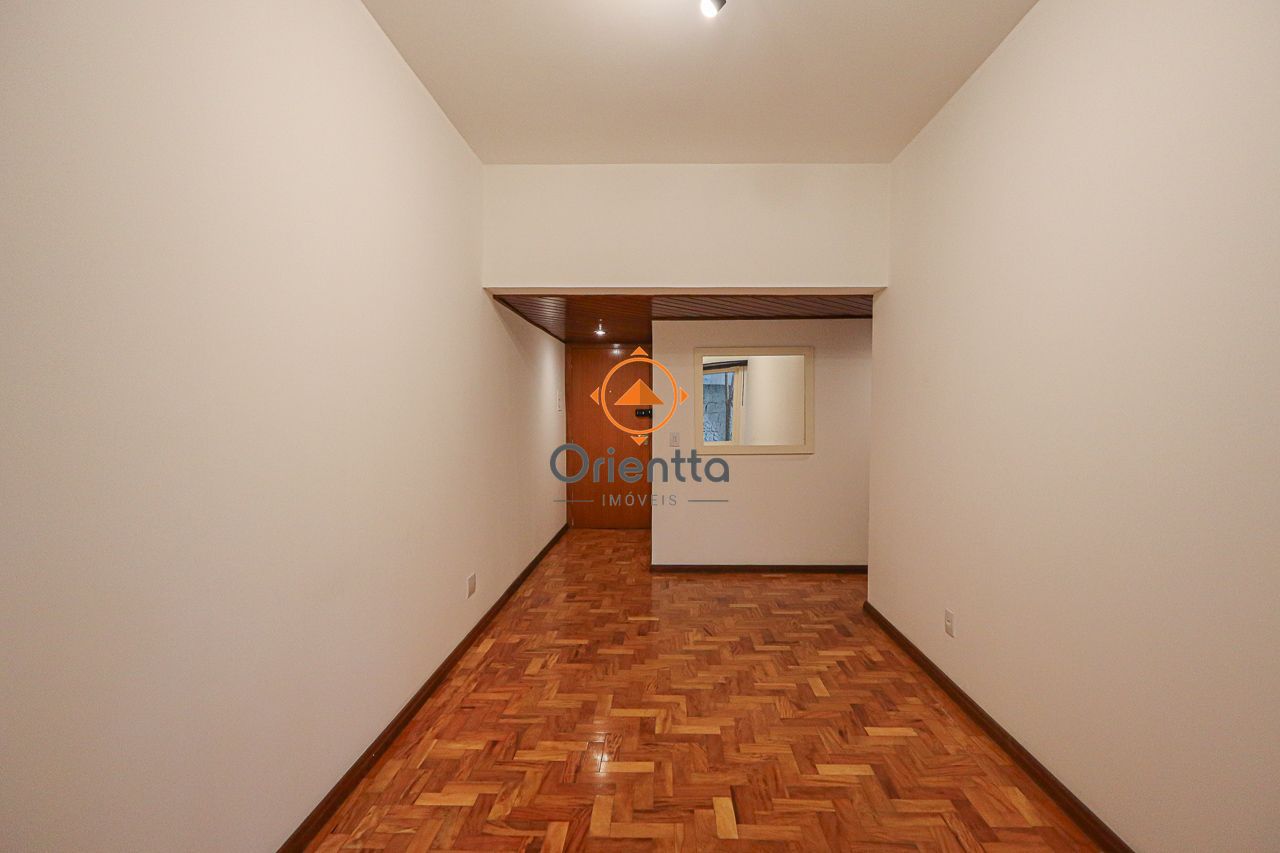 Apartamento, 1 dormitório no bairro Higienópolis em Porto Alegre para Comprar