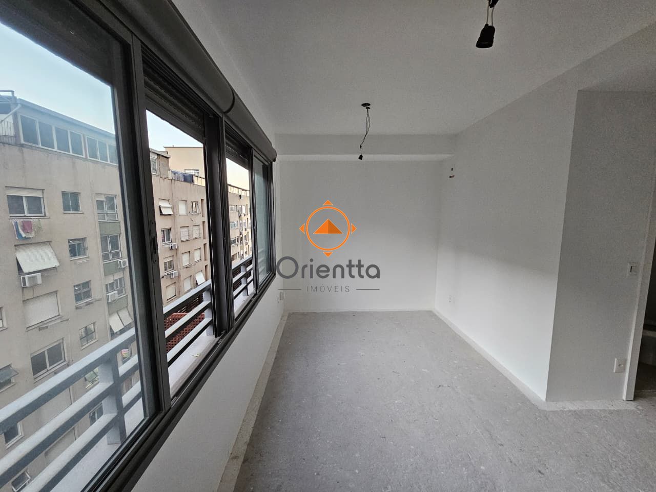 Studio, 1 dormitório no bairro Centro Histórico em Porto Alegre para Comprar