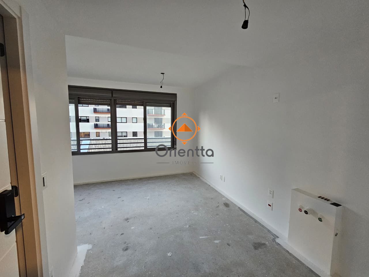 Studio, 1 dormitório no bairro Cidade Baixa em Porto Alegre para Comprar
