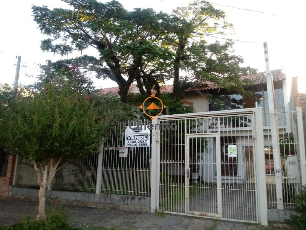 Casa com 300m², 3 dormitórios no bairro Jardim Itu em Porto Alegre para Comprar