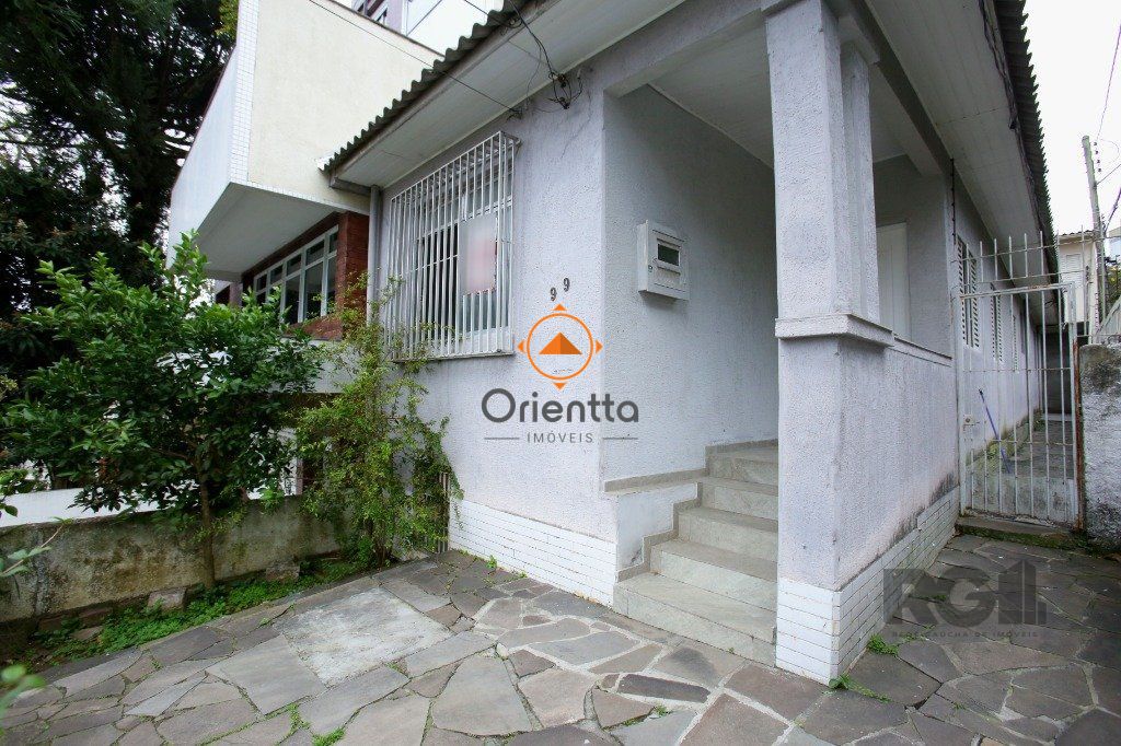 Casa com 95m², 2 dormitórios no bairro Chácara das Pedras em Porto Alegre para Comprar