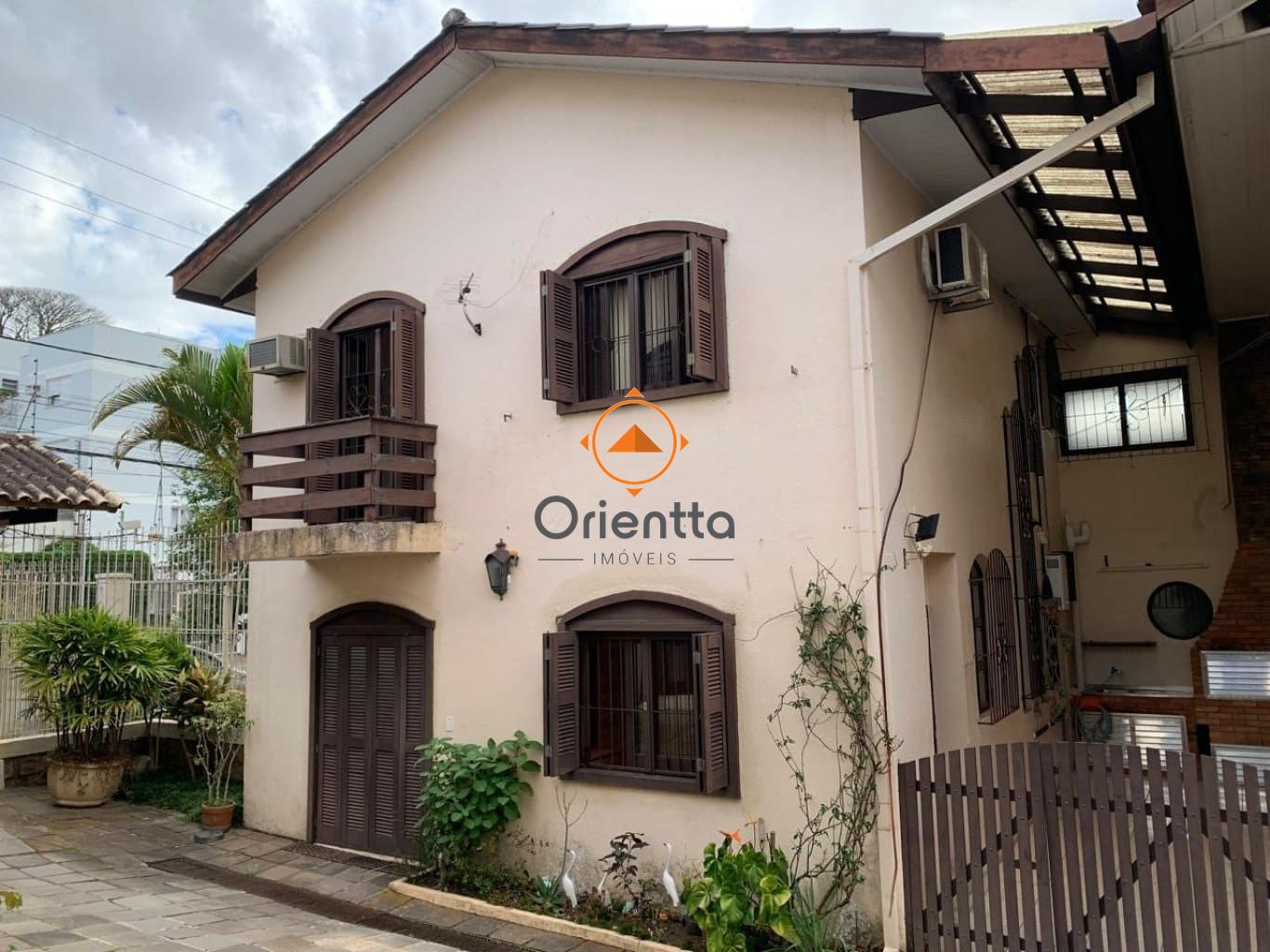 Casa de Condomínio, 3 dormitórios no bairro Tristeza em Porto Alegre para Comprar