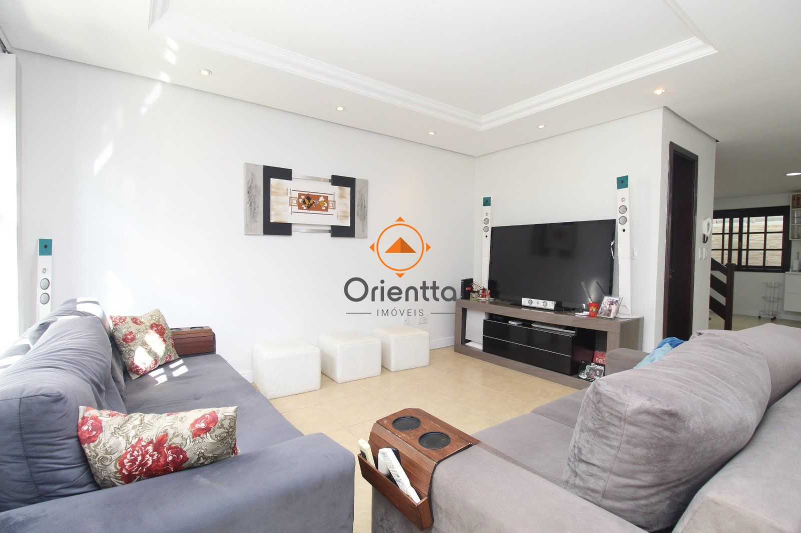 Casa, 3 dormitórios no bairro Costa e Silva em Porto Alegre para Comprar