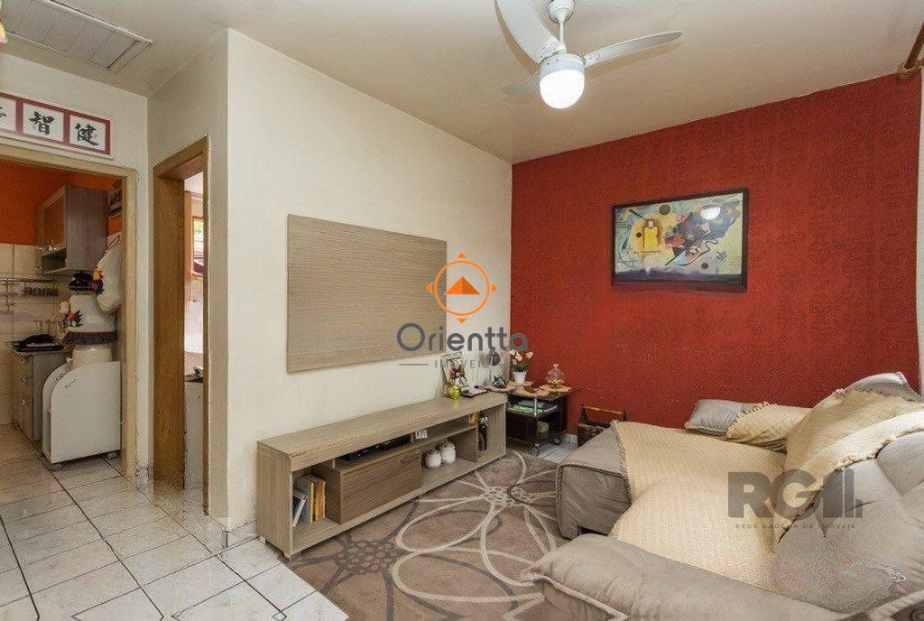 Casa com 80m², 2 dormitórios no bairro Jardim Sabará em Porto Alegre para Comprar