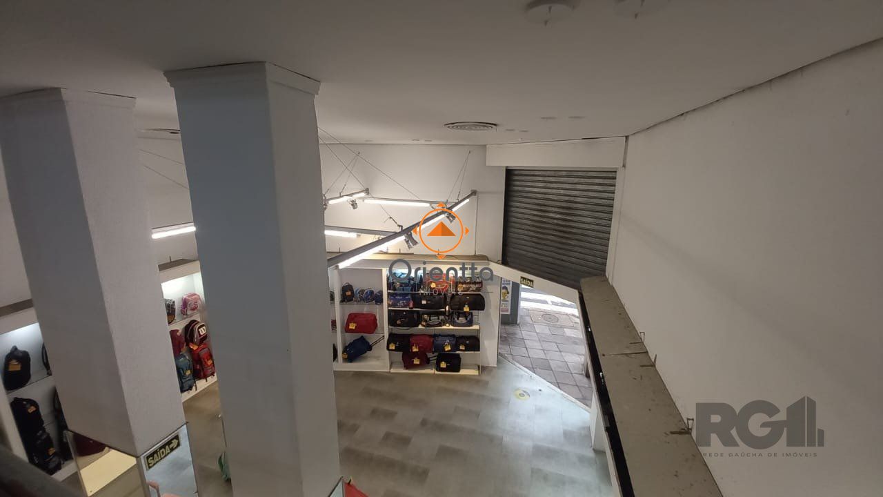 Prédio Comercial com 360m², 7 dormitórios no bairro Centro Histórico em Porto Alegre para Comprar