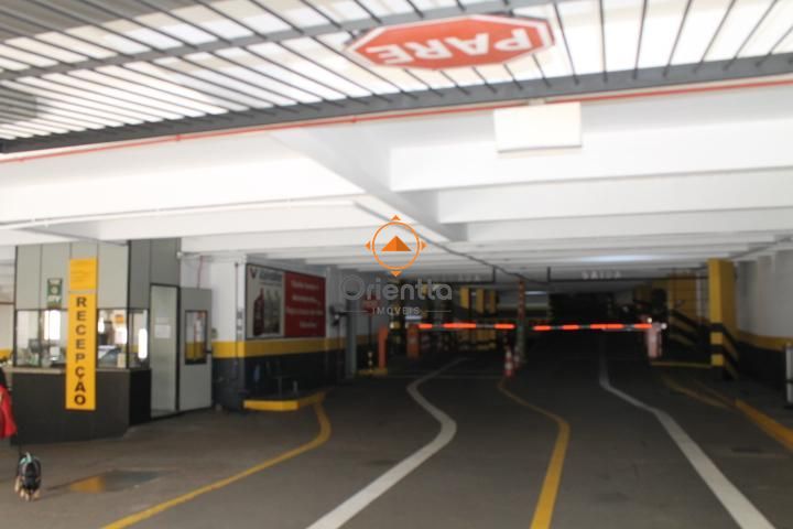 Box com 32m² no bairro Centro Histórico em Porto Alegre para Comprar