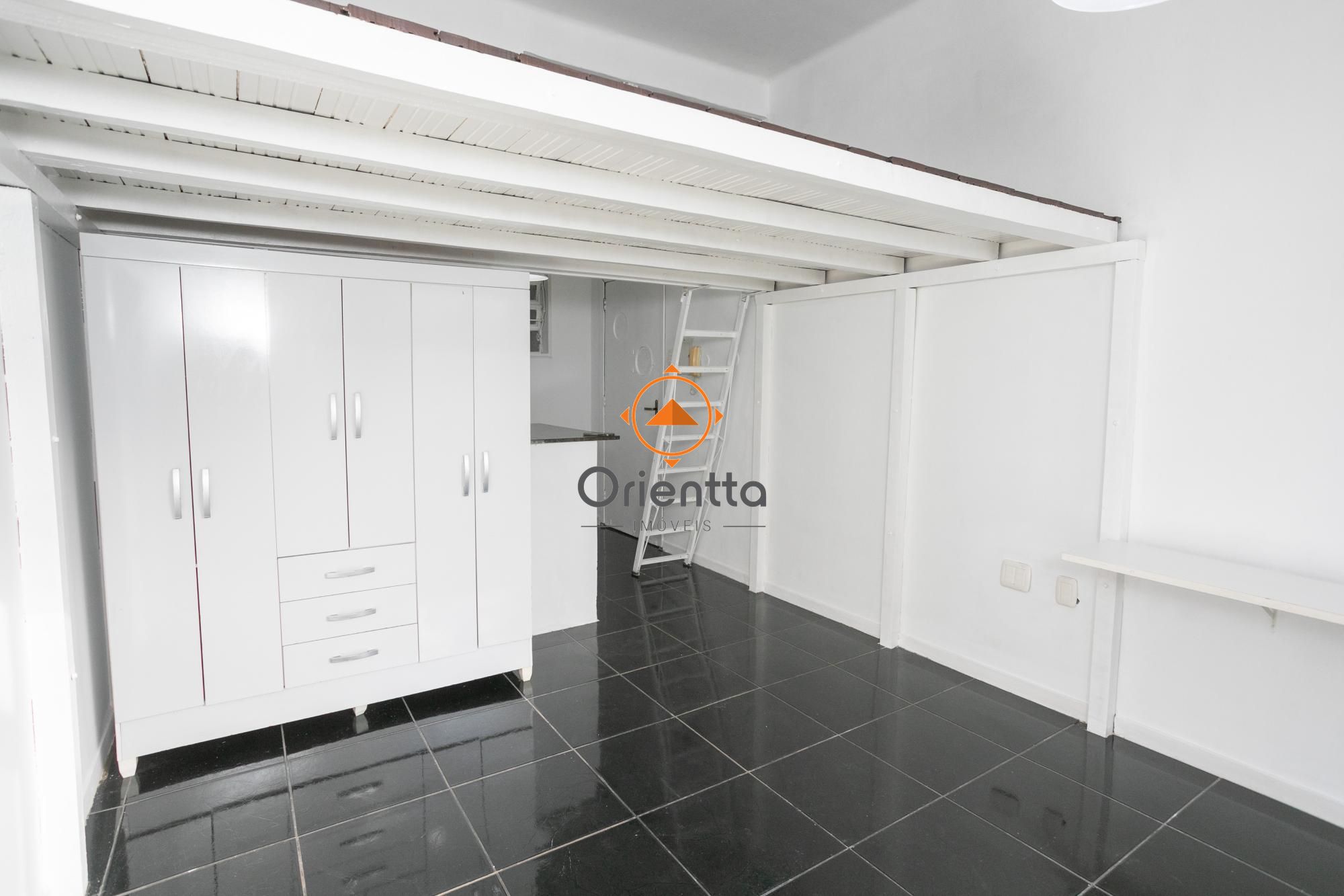 Kitnet no bairro Centro Histórico em Porto Alegre para Comprar
