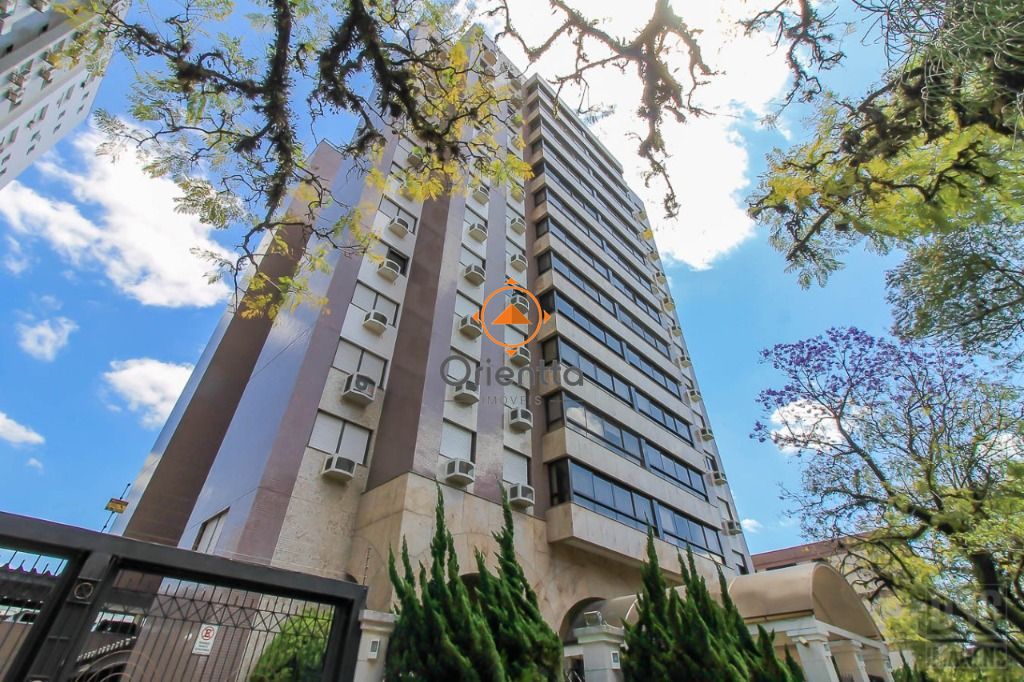 Apartamento, 3 dormitórios no bairro Menino Deus em Porto Alegre para Comprar