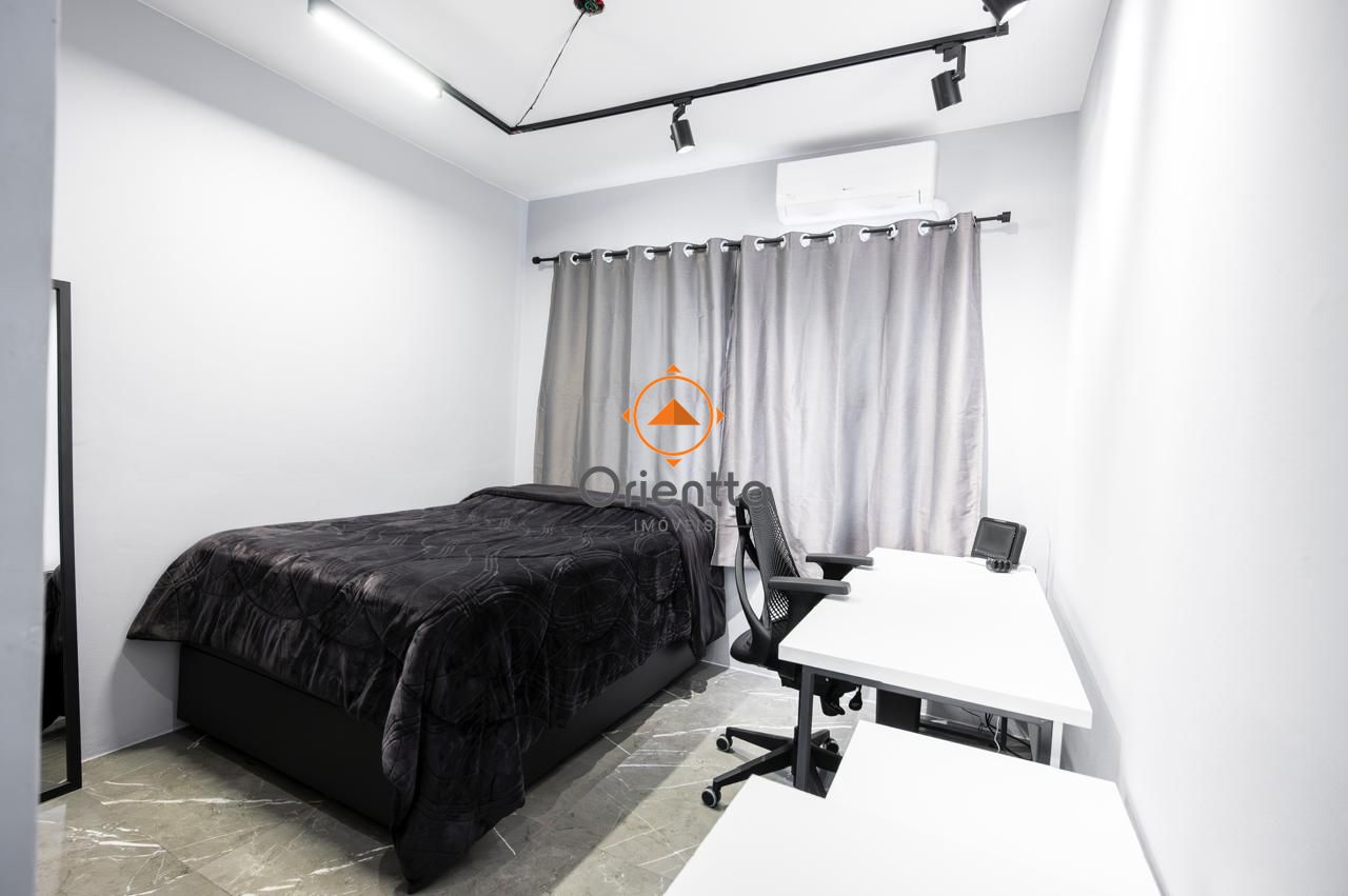 Apartamento, 1 dormitório no bairro Centro Histórico em Porto Alegre para Comprar