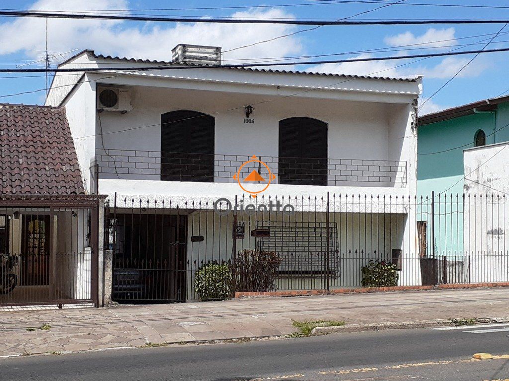 Casa com 185m², 4 dormitórios no bairro Jardim Sabará em Porto Alegre para Comprar