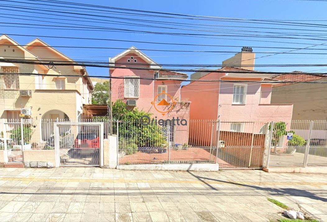 Casa, 3 dormitórios no bairro Menino Deus em Porto Alegre para Comprar