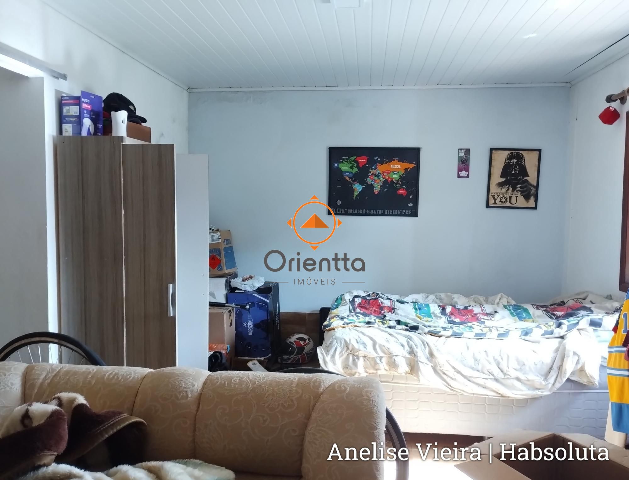 Casa, 3 dormitórios no bairro Vila Nova em Porto Alegre para Comprar