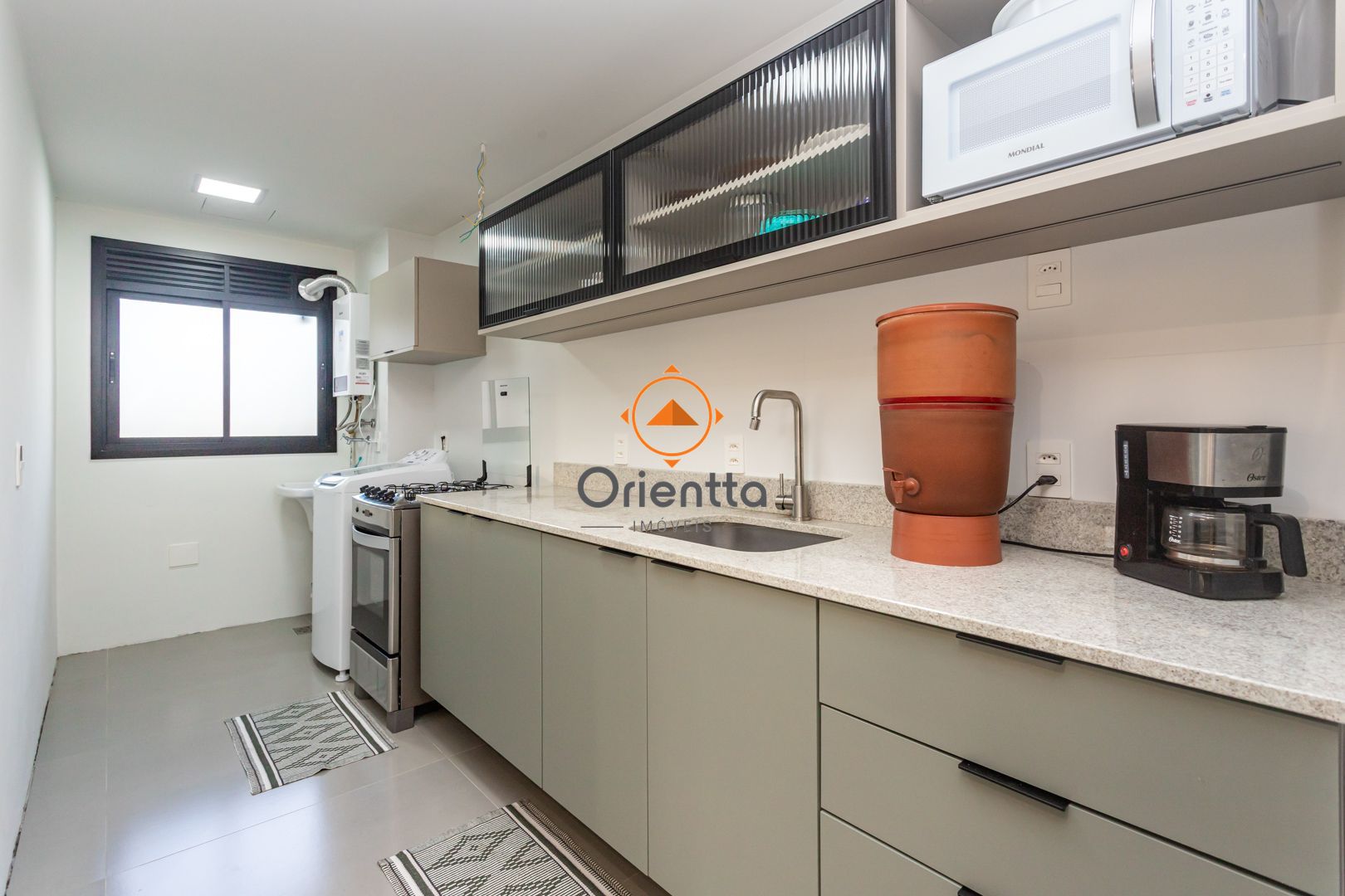 Apartamento, 2 dormitórios no bairro Tristeza em Porto Alegre para Comprar