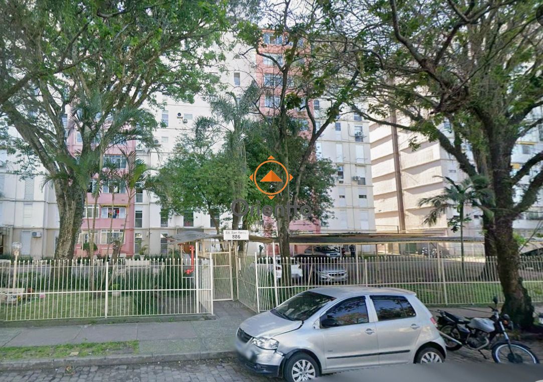 Apartamento, 2 dormitórios no bairro Humaitá em Porto Alegre para Comprar
