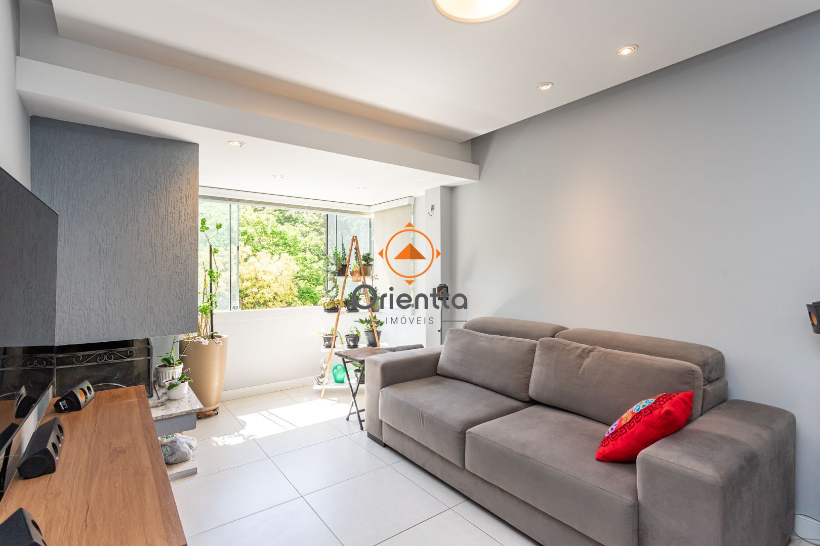 Apartamento, 3 dormitórios no bairro Nonoai em Porto Alegre para Comprar