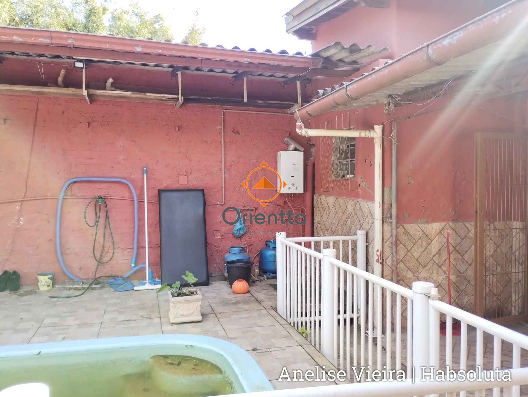 Casa, 3 dormitórios no bairro Vila Nova em Porto Alegre para Comprar