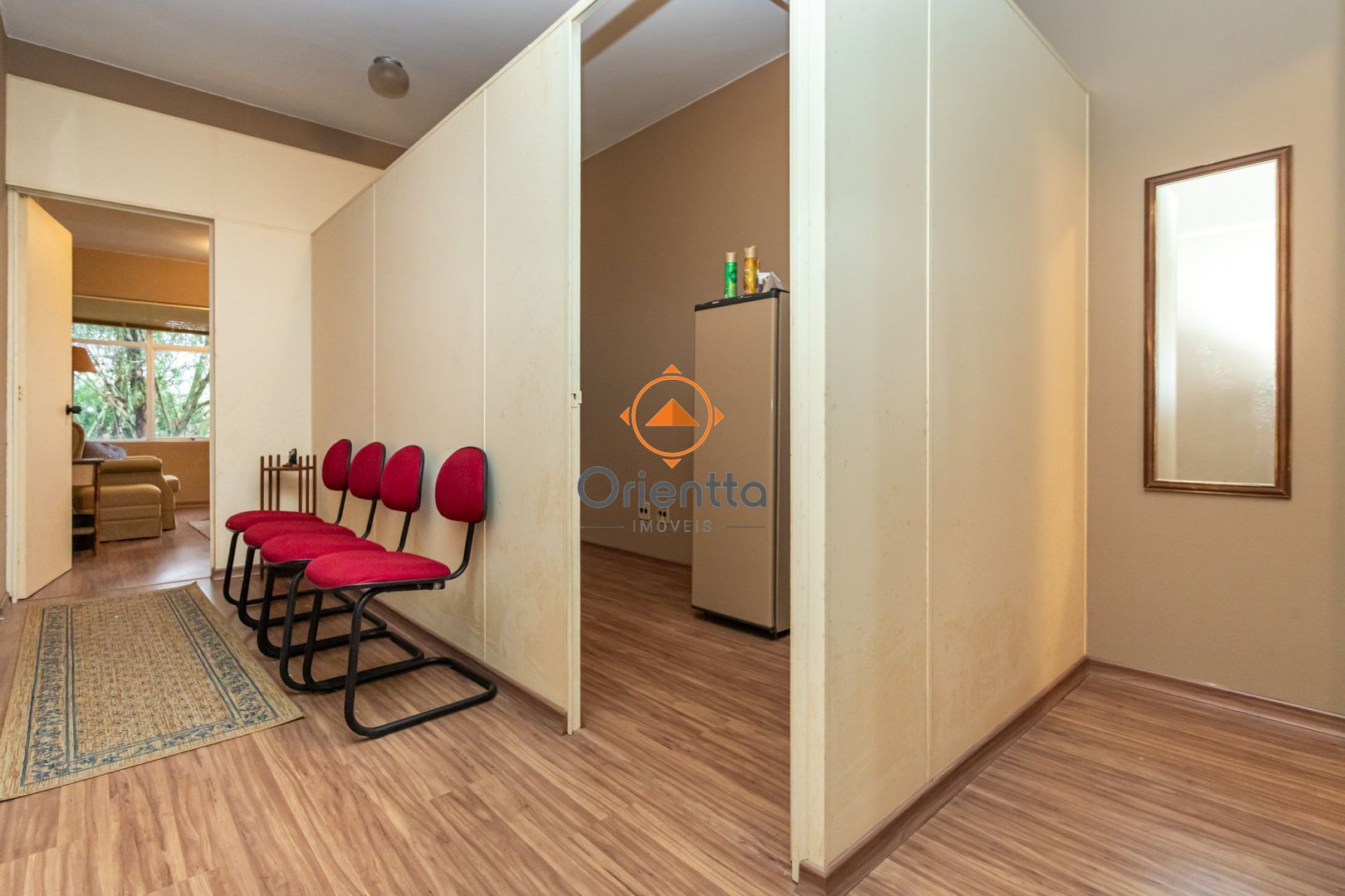 Sala Comercial, 1 dormitório no bairro Petrópolis em Porto Alegre para Comprar