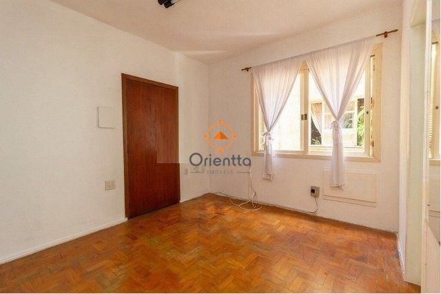 Apartamento, 1 dormitório no bairro Menino Deus em Porto Alegre para Comprar