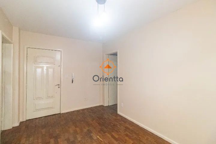 Apartamento, 2 dormitórios no bairro Independência em Porto Alegre para Comprar