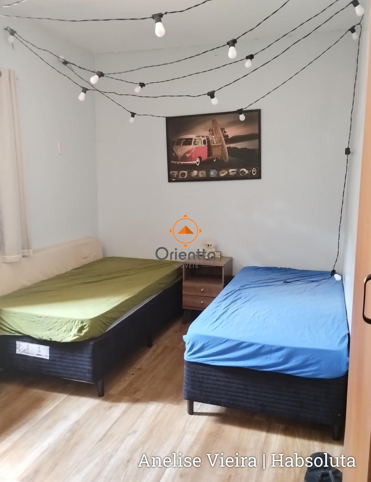 Casa, 3 dormitórios no bairro Vila Nova em Porto Alegre para Comprar