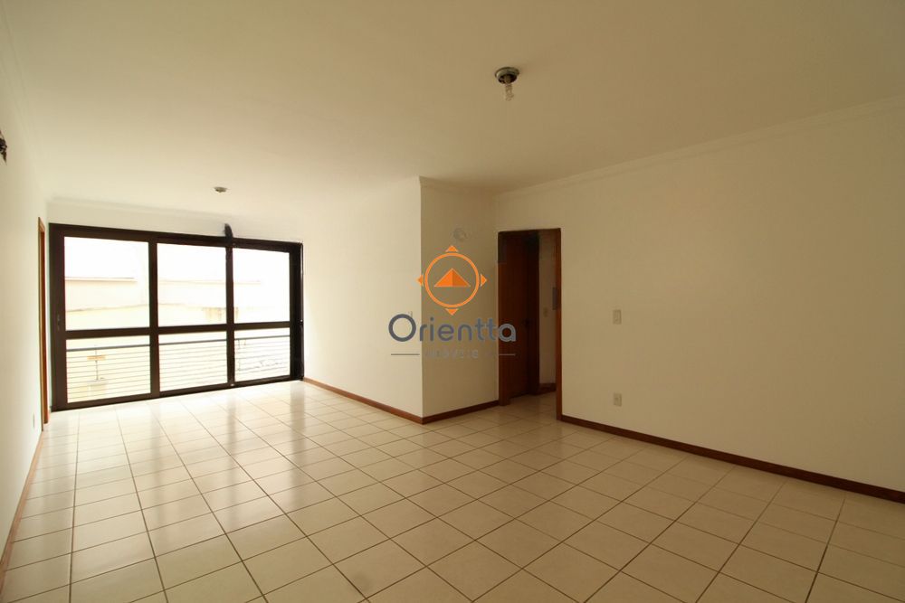 Apartamento, 2 dormitórios no bairro Floresta em Porto Alegre para Comprar