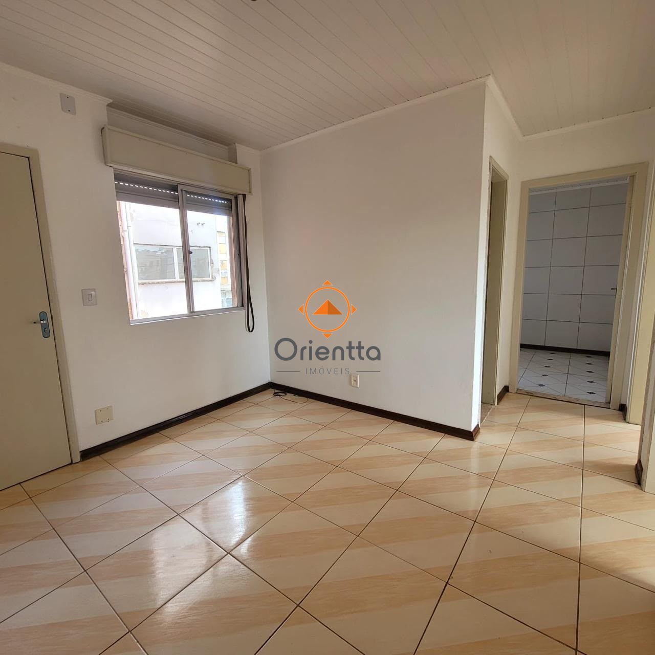 Apartamento, 2 dormitórios no bairro Rubem Berta em Porto Alegre para Comprar