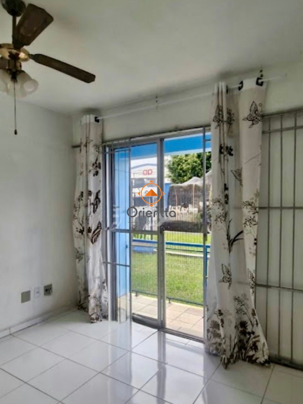 Apartamento, 2 dormitórios no bairro Sarandi em Porto Alegre para Comprar