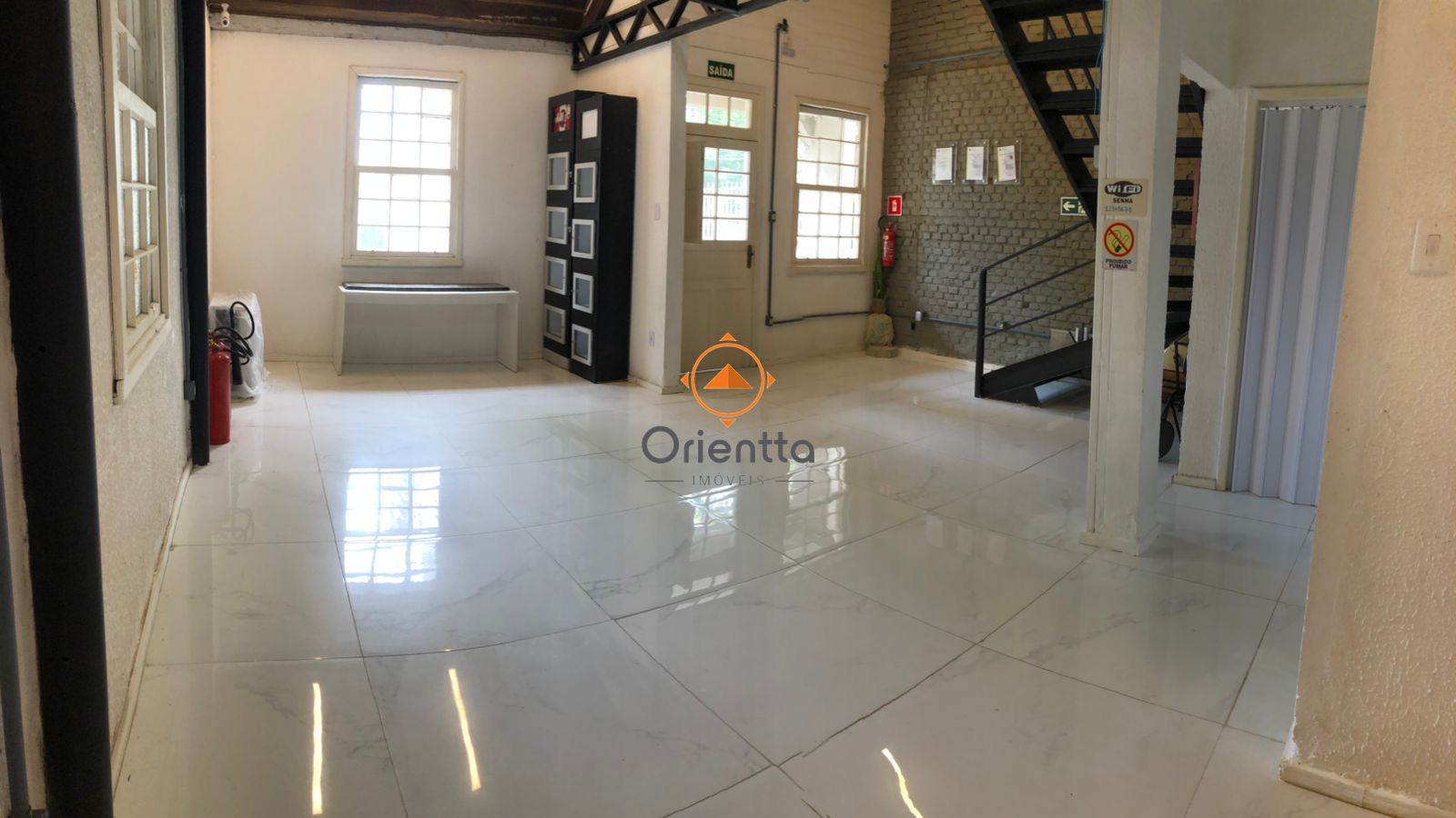 Casa, 3 dormitórios no bairro Passo da Areia em Porto Alegre para Comprar