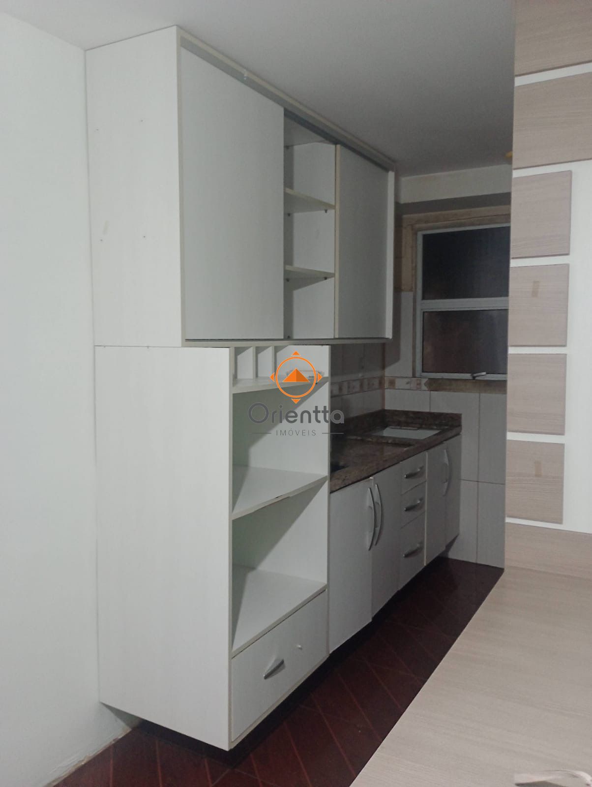 Apartamento, 2 dormitórios no bairro Mário Quintana em Porto Alegre para Comprar