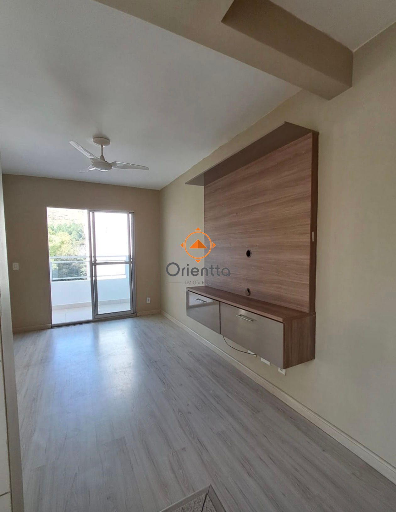 Apartamento, 2 dormitórios no bairro Morro Santana em Porto Alegre para Comprar