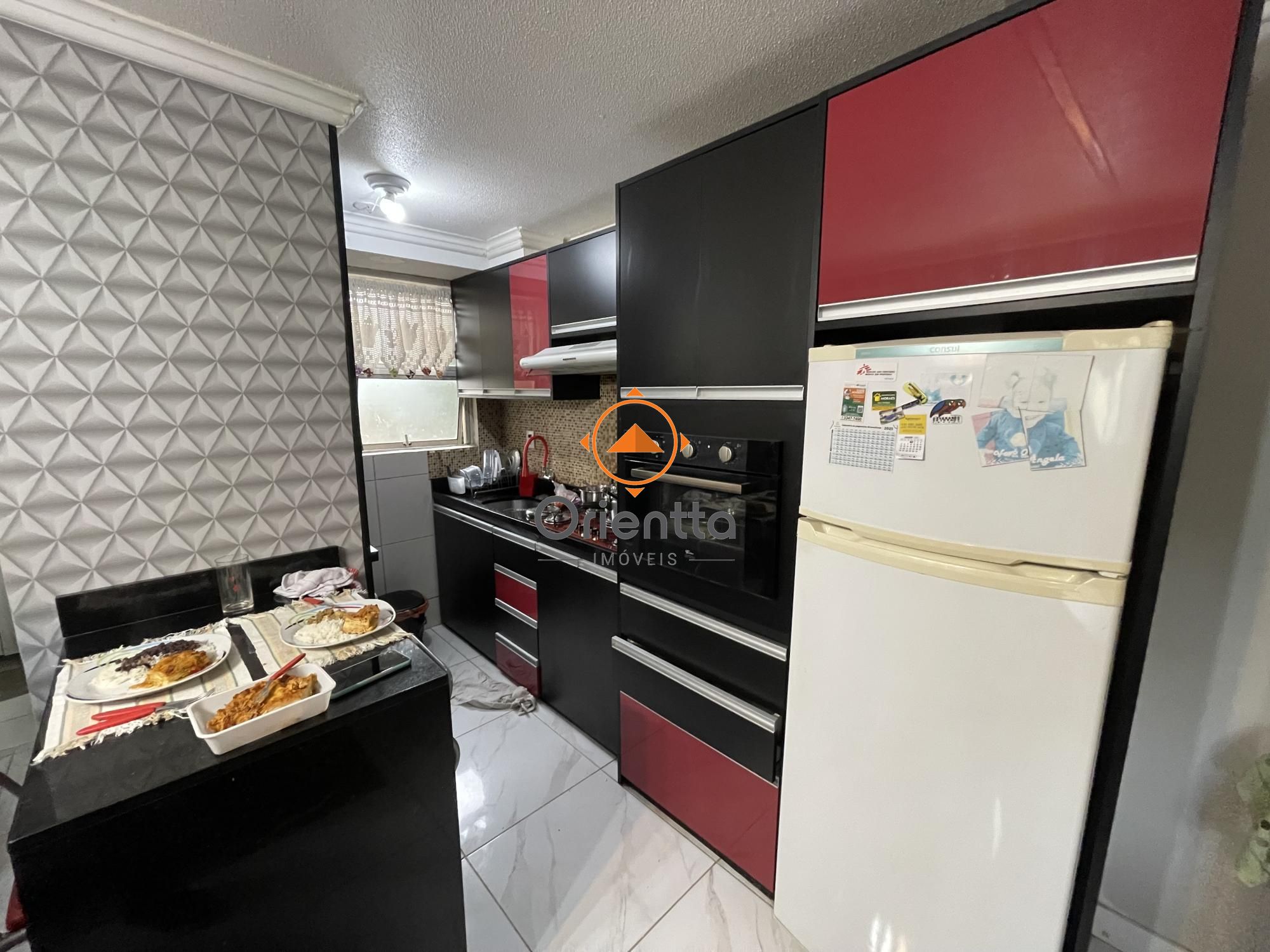 Apartamento, 2 dormitórios no bairro Mário Quintana em Porto Alegre para Comprar