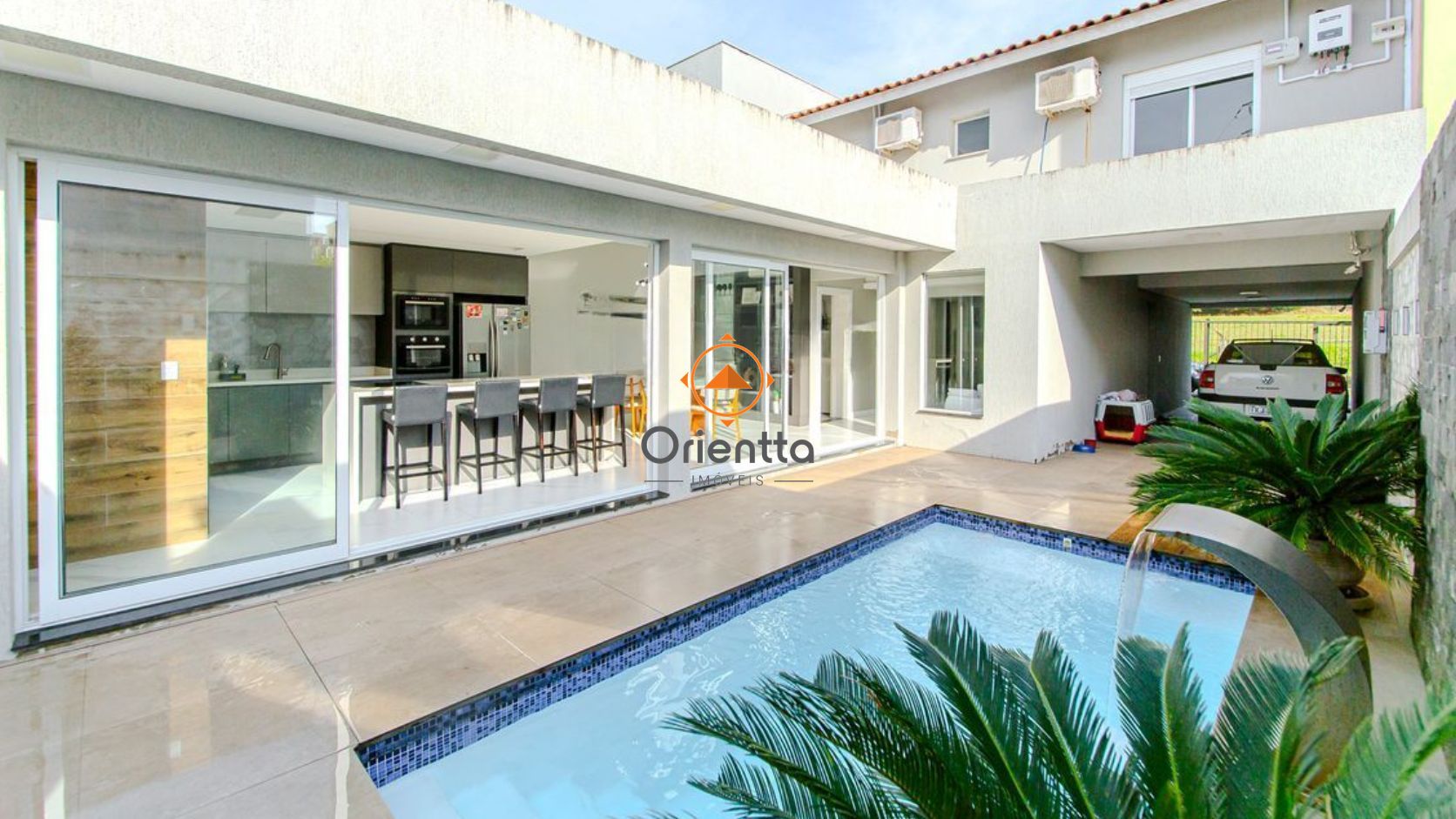 Casa, 3 dormitórios no bairro Mário Quintana em Porto Alegre para Comprar