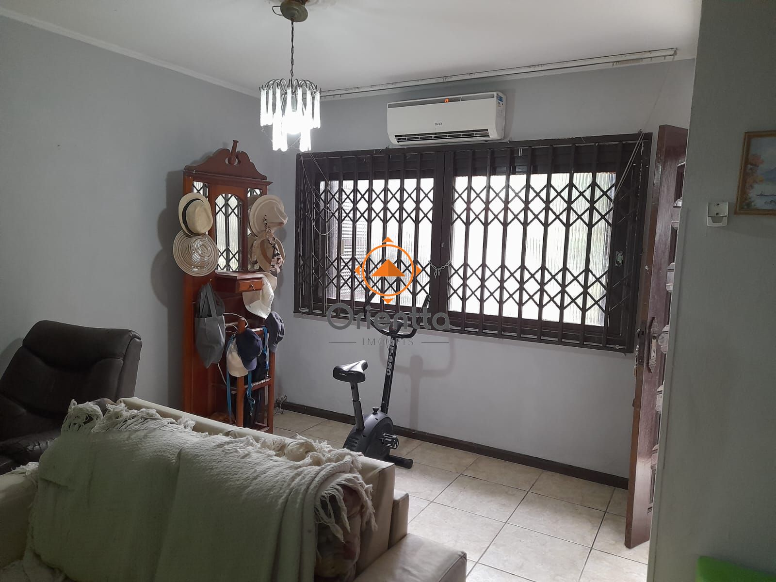 Casa, 3 dormitórios no bairro Ipanema em Porto Alegre para Comprar