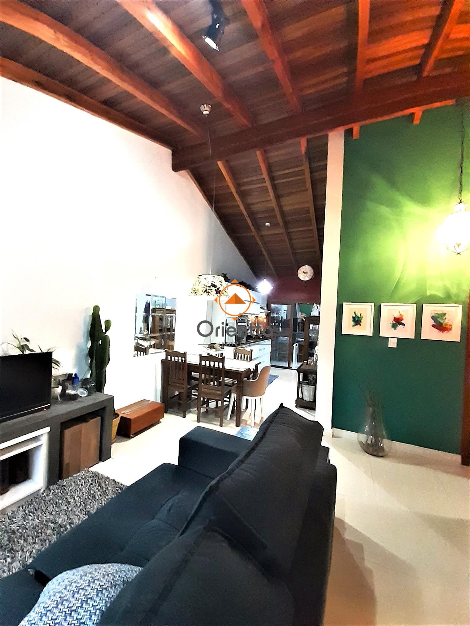 Casa, 2 dormitórios no bairro Hípica em Porto Alegre para Comprar