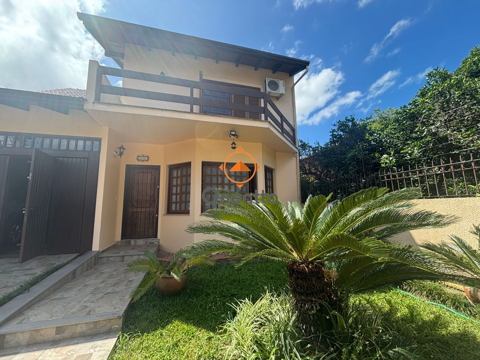 Casa, 4 dormitórios no bairro Ipanema em Porto Alegre para Comprar