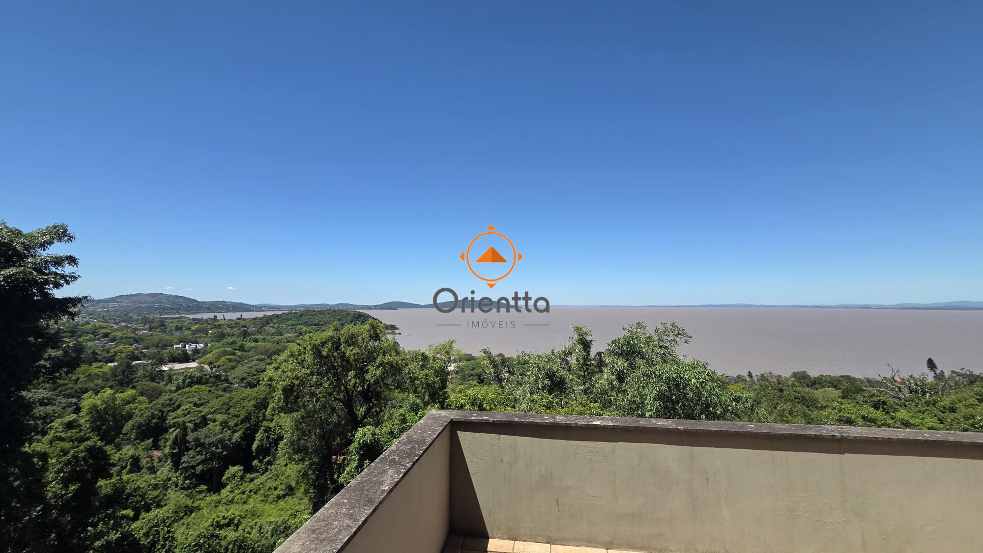 Casa, 4 dormitórios no bairro Sétimo Céu em Porto Alegre para Comprar