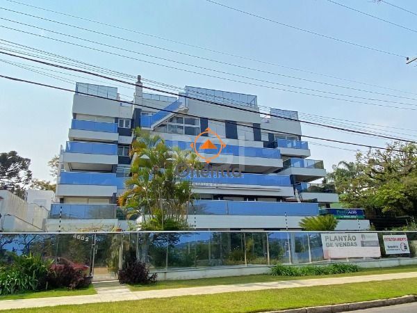 Cobertura, 3 dormitórios no bairro Vila Assunção em Porto Alegre para Comprar
