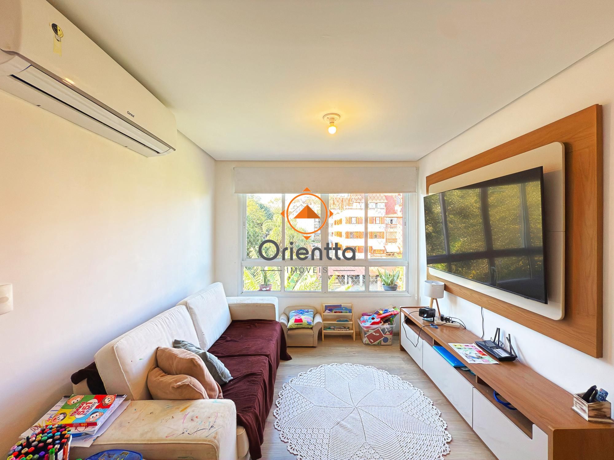 Apartamento, 2 dormitórios no bairro Ipanema em Porto Alegre para Comprar