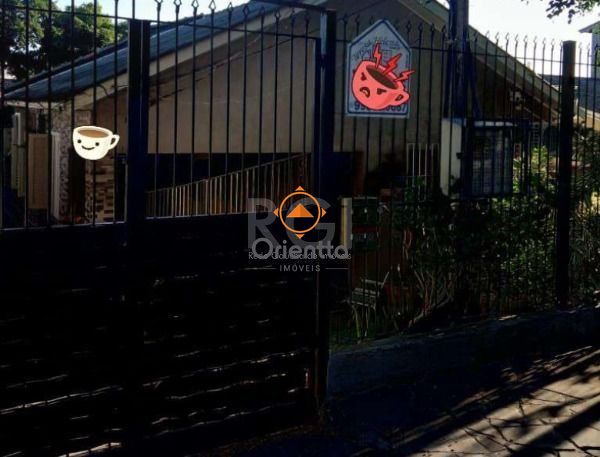 Casa, 3 dormitórios no bairro Espírito Santo em Porto Alegre para Comprar