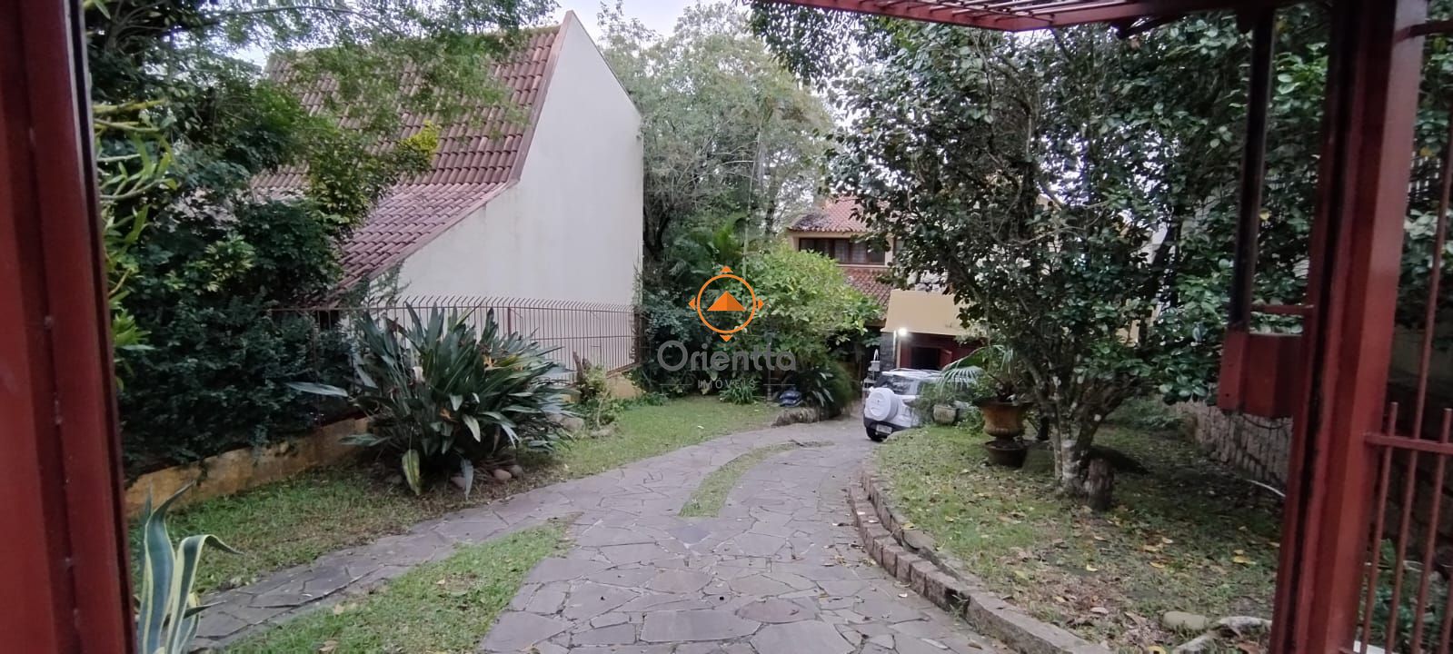 Casa, 5 dormitórios no bairro Sétimo Céu em Porto Alegre para Comprar