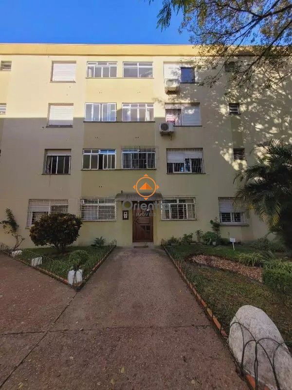 Apartamento, 2 dormitórios no bairro Passo da Areia em Porto Alegre para Comprar