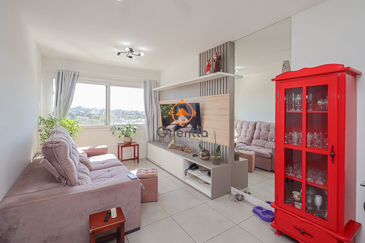 Apartamento com 76m², 3 dormitórios no bairro São Sebastião em Porto Alegre para Comprar