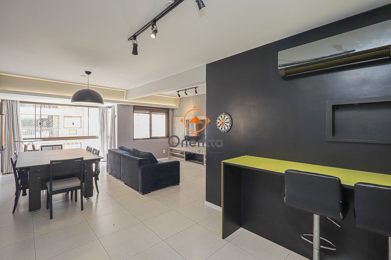 Apartamento com 83m², 3 dormitórios no bairro Passo da Areia em Porto Alegre para Comprar